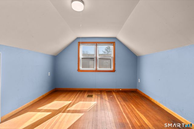 191 Bradley Avenue, Hamden, CT 06514