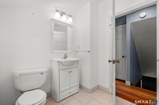 191 Bradley Avenue, Hamden, CT 06514