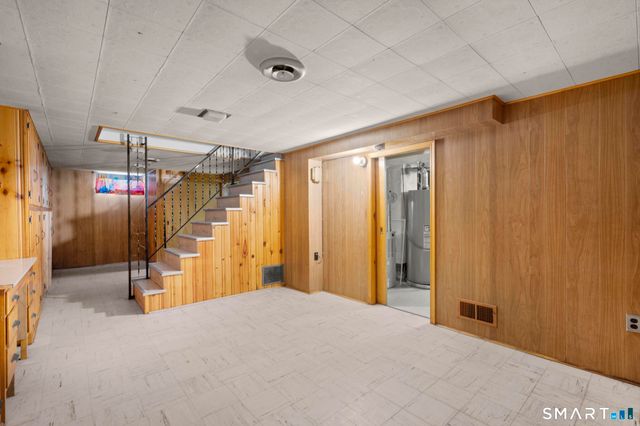 191 Bradley Avenue, Hamden, CT 06514