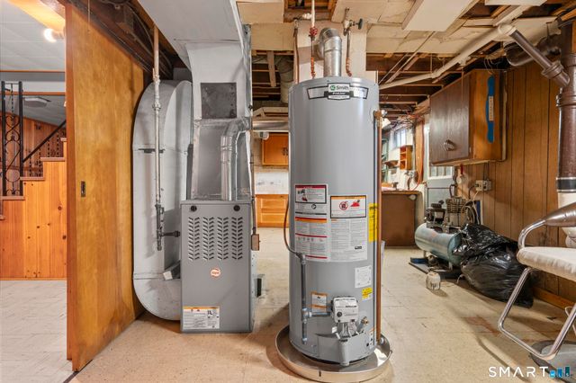 191 Bradley Avenue, Hamden, CT 06514