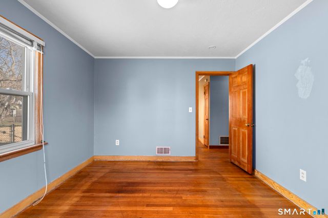 191 Bradley Avenue, Hamden, CT 06514