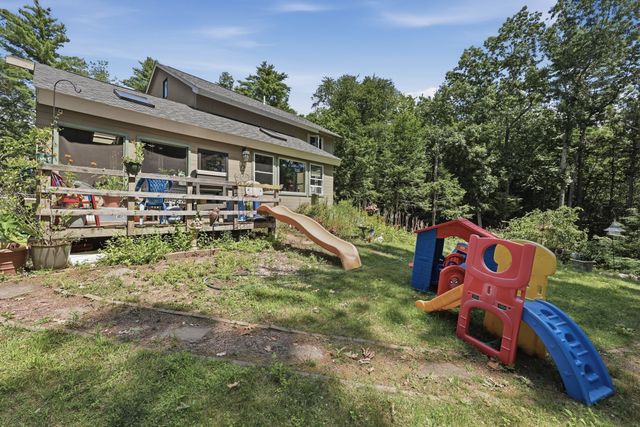 10 Evergreen Drive, Hampstead, NH 03841