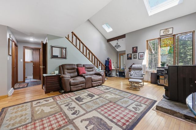 10 Evergreen Drive, Hampstead, NH 03841