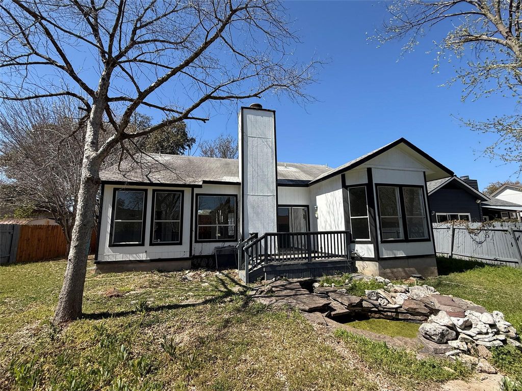 2102 Toulouse DR, Austin, TX 78748