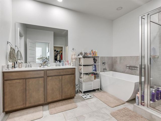 2517 Kathleens Crossing, Yukon, OK 73099