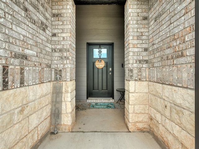 2517 Kathleens Crossing, Yukon, OK 73099