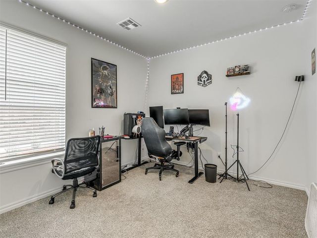 2517 Kathleens Crossing, Yukon, OK 73099