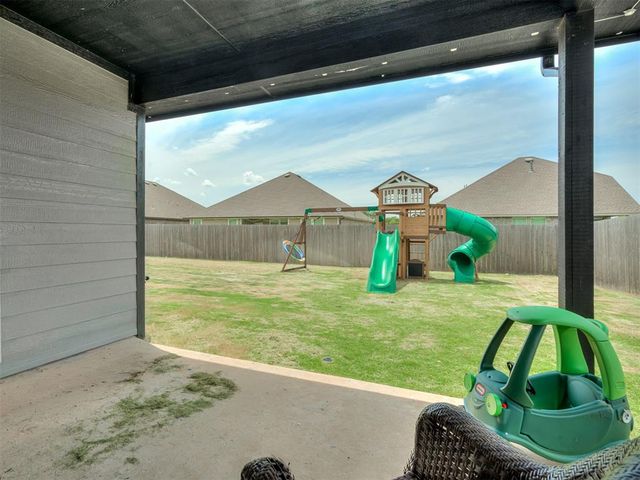 2517 Kathleens Crossing, Yukon, OK 73099