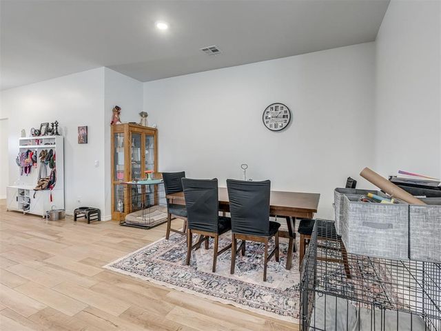 2517 Kathleens Crossing, Yukon, OK 73099