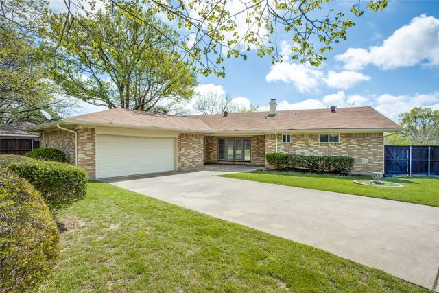 8005 San Cristobal Drive, Dallas, TX 75218
