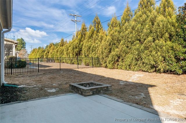 994 Micahs Way N, Spring Lake, NC 28390