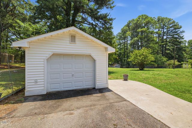 3716 Rivermont Road, Durham, NC 27712