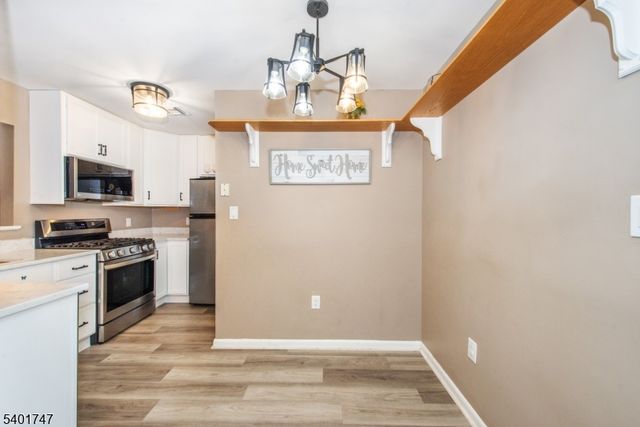 18 Bristol Ct, Lincoln Park Boro, NJ 07035