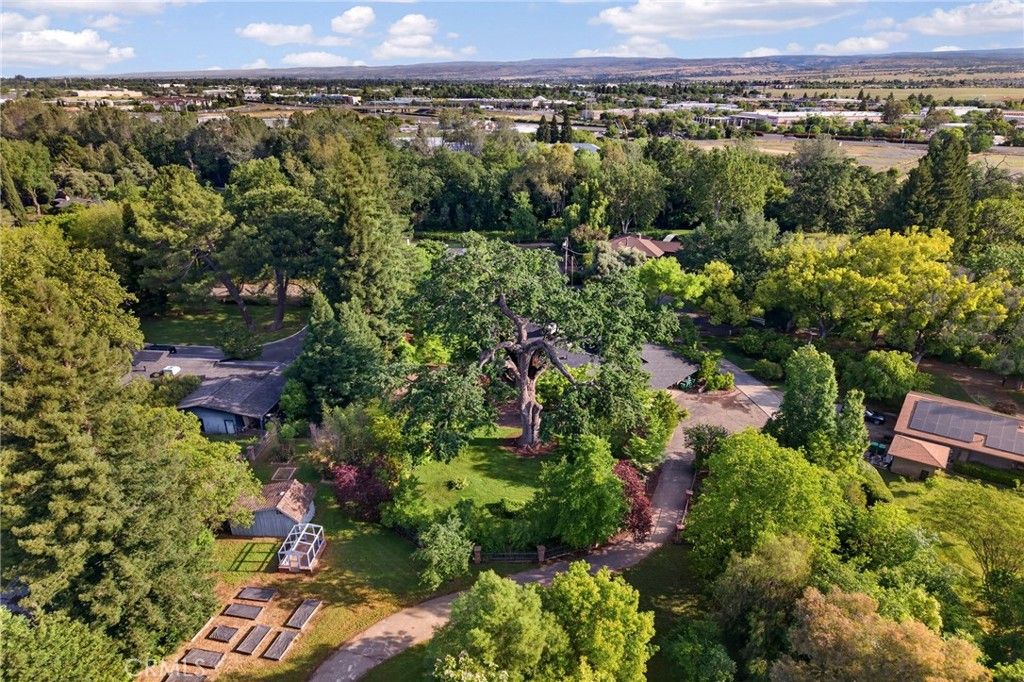 Image 42 of property listing at 622 Paseo Companeros, Chico, CA 95928