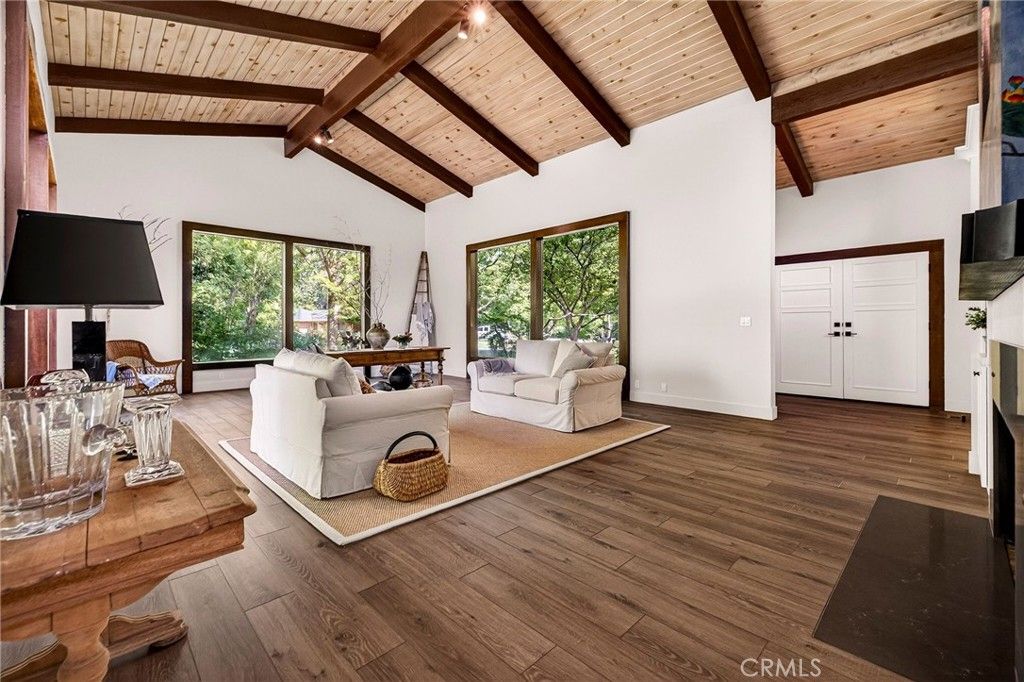 Image 5 of property listing at 622 Paseo Companeros, Chico, CA 95928