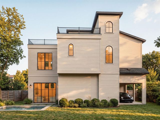 1174 Oak Grove Ave 3, Austin, TX 78702