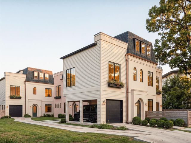 1174 Oak Grove Ave 3, Austin, TX 78702