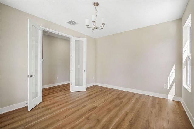 741 58TH AVENUE NE, St Petersburg, FL 33703