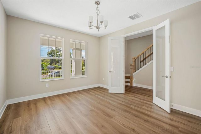 741 58TH AVENUE NE, St Petersburg, FL 33703