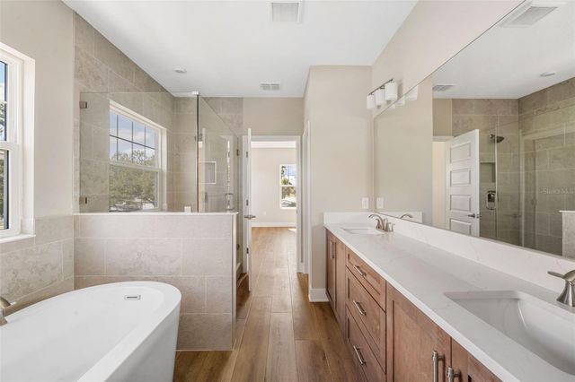 741 58TH AVENUE NE, St Petersburg, FL 33703