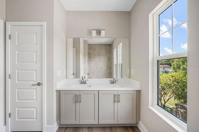 741 58TH AVENUE NE, St Petersburg, FL 33703