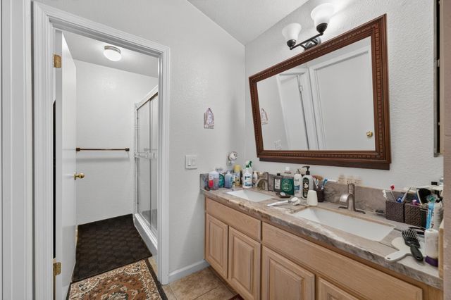 166 Copper Leaf Way, Sacramento, CA 95838
