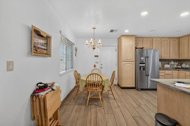 166 Copper Leaf Way, Sacramento, CA 95838