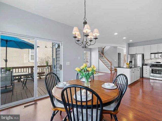 47326 STERDLEY FALLS TER, Sterling, VA 20165