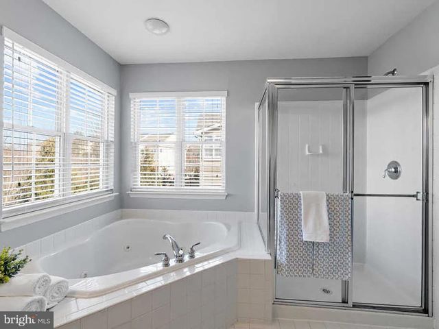 47326 STERDLEY FALLS TER, Sterling, VA 20165