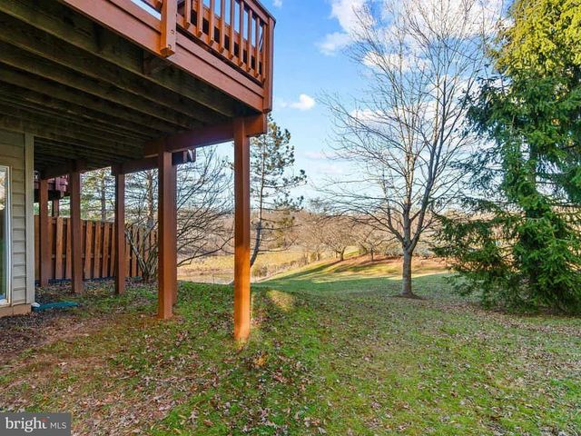 47326 STERDLEY FALLS TER, Sterling, VA 20165
