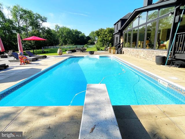 13209 LANTERN HOLLOW DR, North Potomac, MD 20878