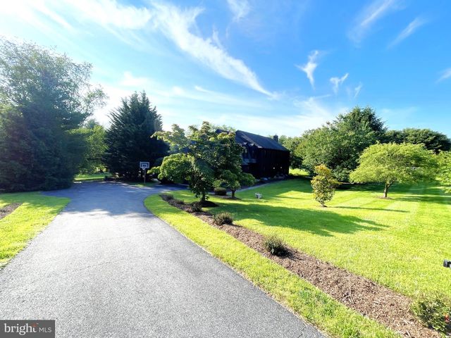 13209 LANTERN HOLLOW DR, North Potomac, MD 20878