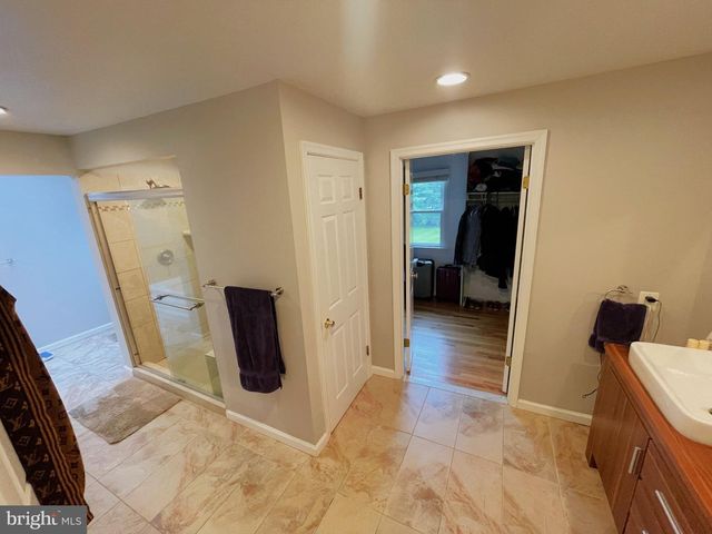 13209 LANTERN HOLLOW DR, North Potomac, MD 20878