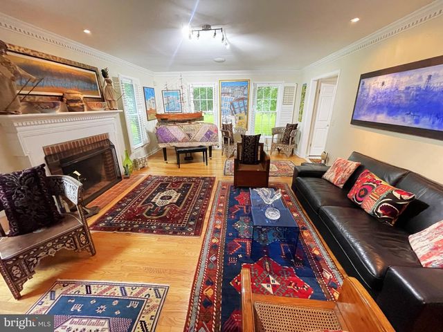 13209 LANTERN HOLLOW DR, North Potomac, MD 20878