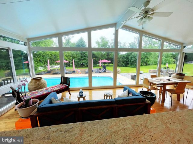 13209 LANTERN HOLLOW DR, North Potomac, MD 20878