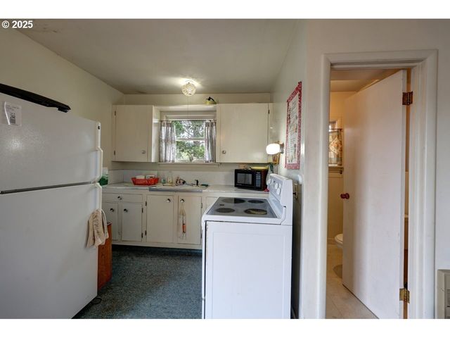 13907 N St, Long Beach, WA 98631