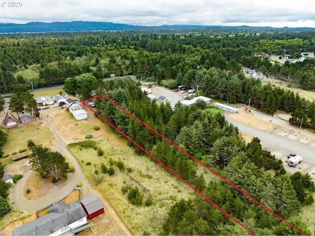 13907 N St, Long Beach, WA 98631