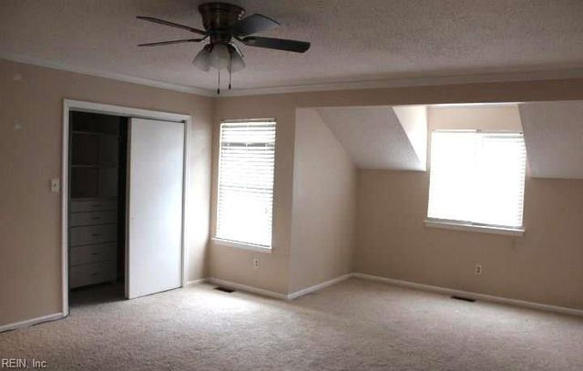 4637 Fern Oak CT, Virginia Beach, VA 23462