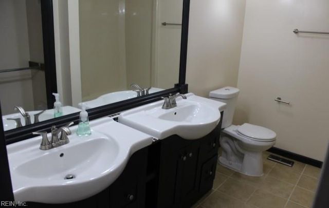 4637 Fern Oak CT, Virginia Beach, VA 23462