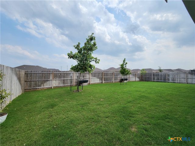 5923 Corsicana Cove, Seguin, TX 78155