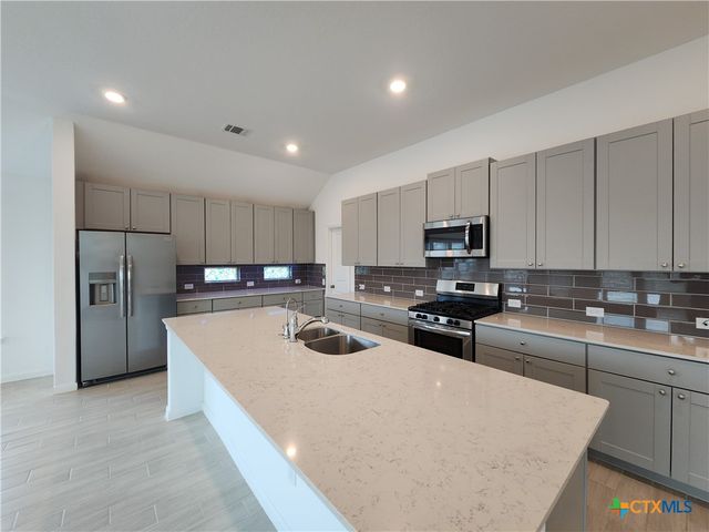 5923 Corsicana Cove, Seguin, TX 78155