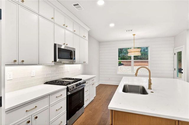 467 Lawrenceville Street, Norcross, GA 30071