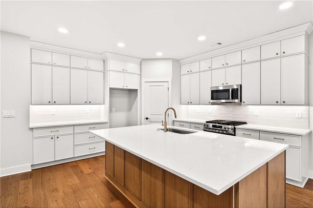 467 Lawrenceville Street, Norcross, GA 30071