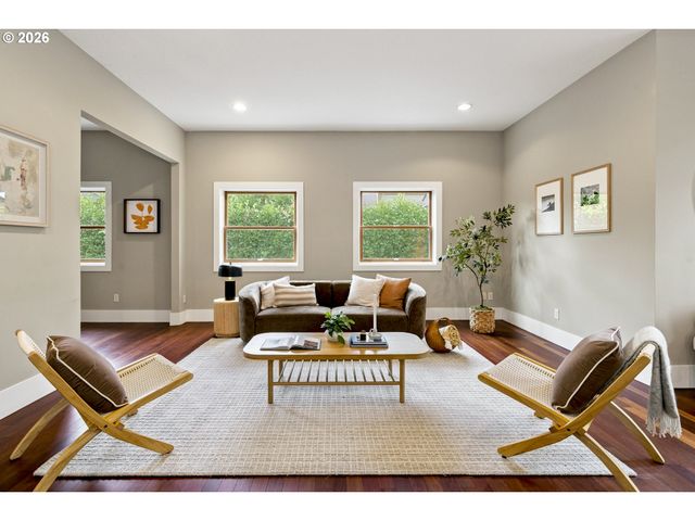 914 Se UMATILLA St, Portland, OR 97202