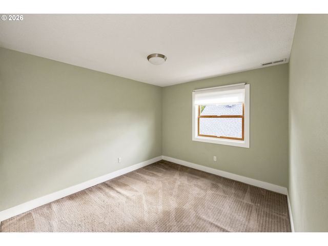 914 Se UMATILLA St, Portland, OR 97202