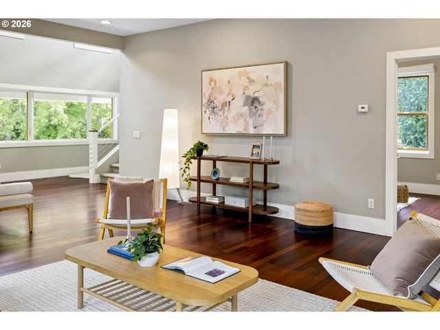 914 Se UMATILLA St, Portland, OR 97202