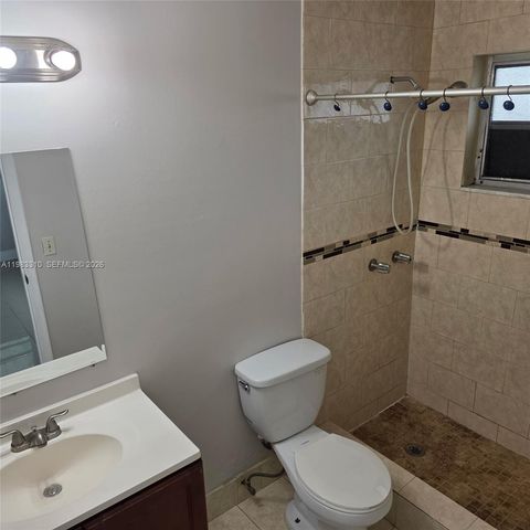 2570 NE 192nd St 2, Miami, FL 33180