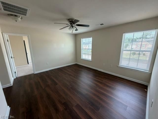 620 Leonard LN, Newport News, VA 23601
