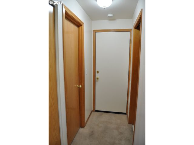 4198 LANCASTER Dr, Eugene, OR 97404