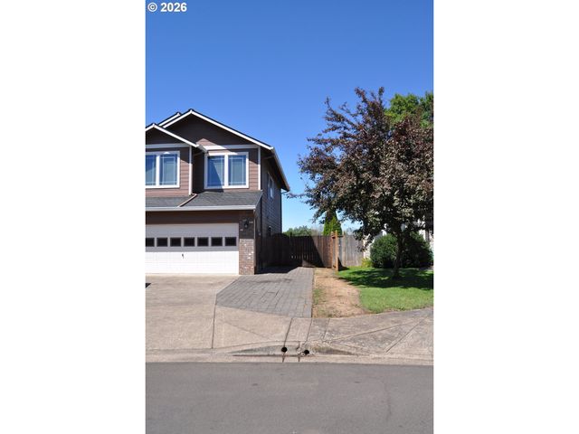 4198 LANCASTER Dr, Eugene, OR 97404